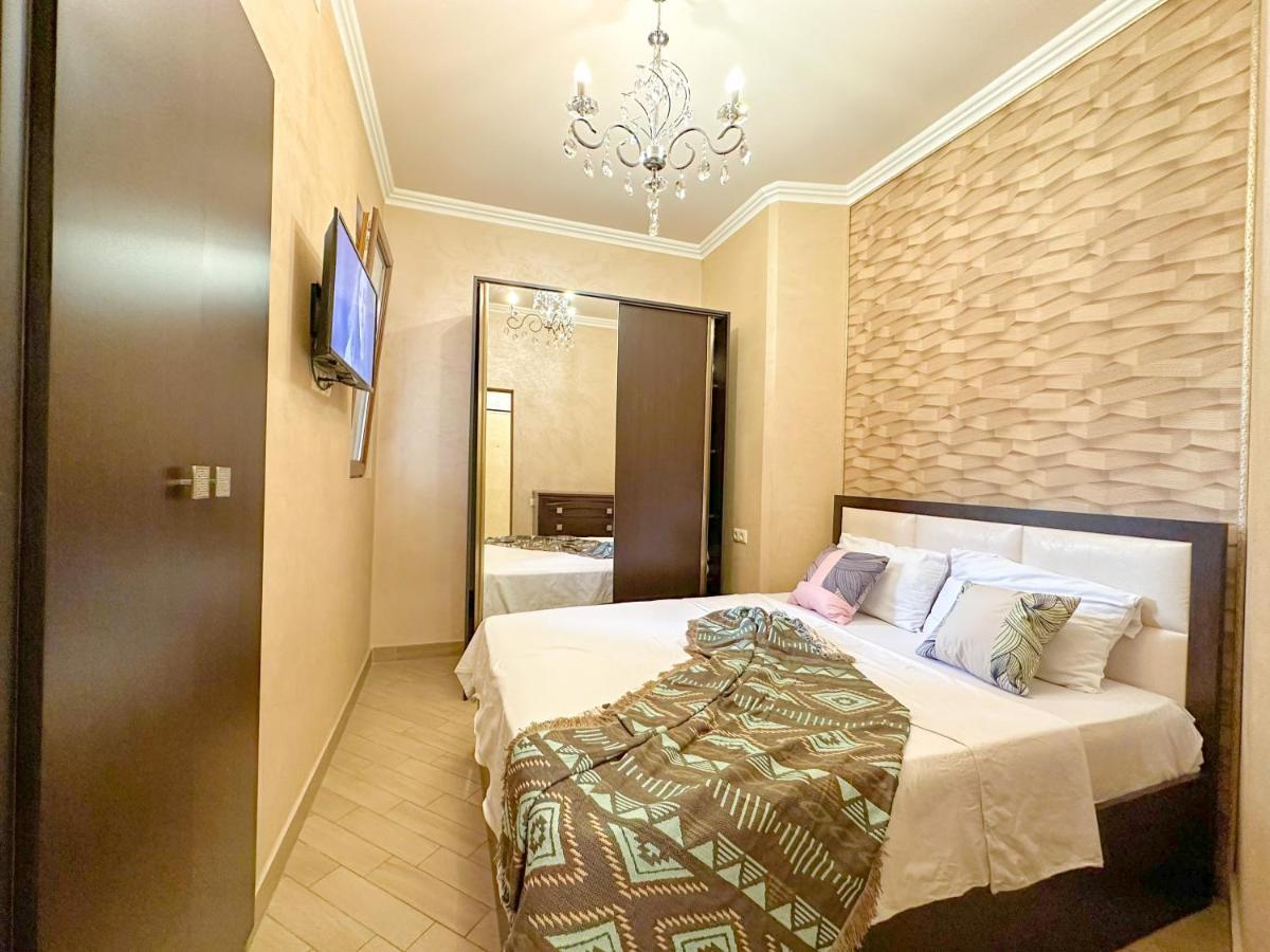 Near The Opera Theatre 2 Bedroom Yerevan Exterior photo